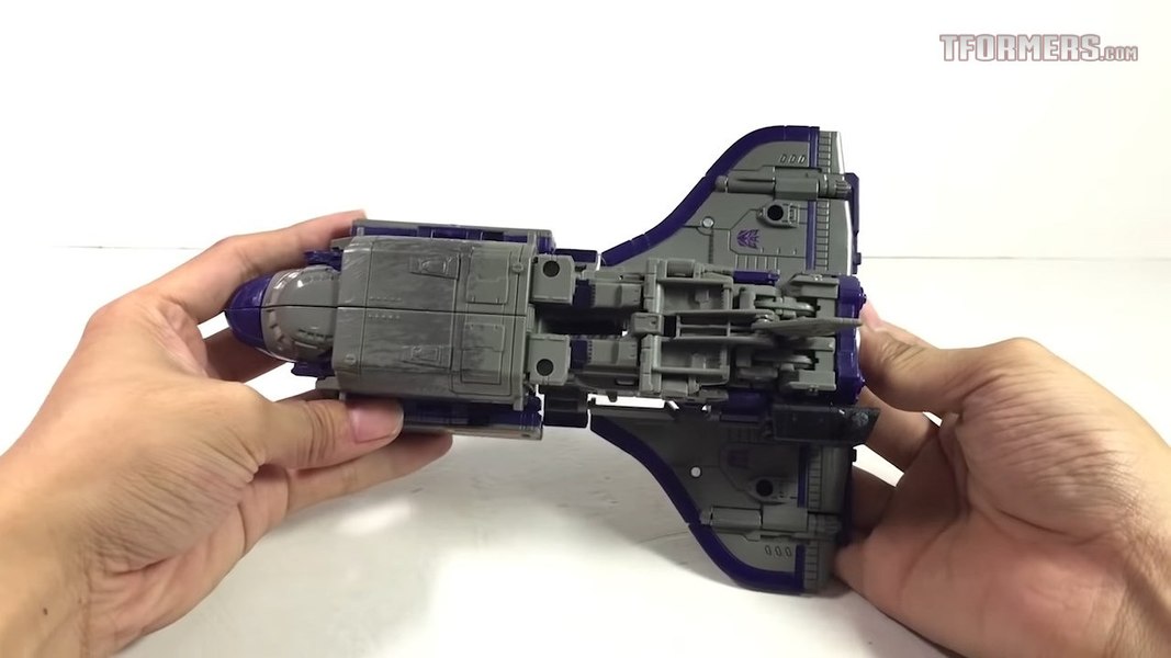 Siege Astrotrain In Hand With Video Review And Images 15 (15 of 30)